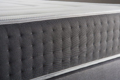 Pack lit complet 200x200 cm - Matelas + 2 Sommiers Gris + 2 oreillers + Couette - Vingt-Six