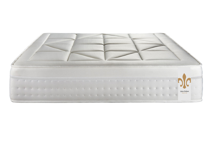 Pack lit complet 140x200 cm - Matelas + Sommier Blanc (en kit) + 2 oreillers + Couette - Vingt-Huit