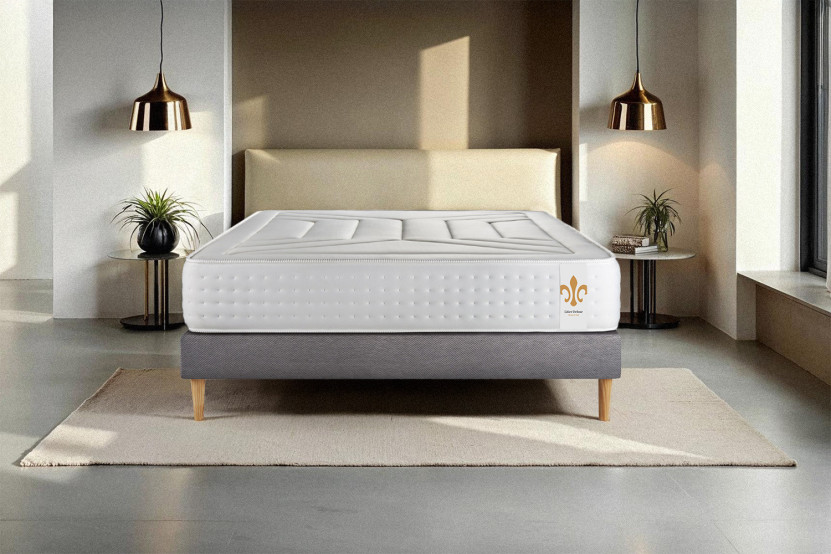 Pack lit complet 200x200 cm - Matelas + Sommier Gris (en kit) + 2 oreillers + Couette - Vingt-Quatre