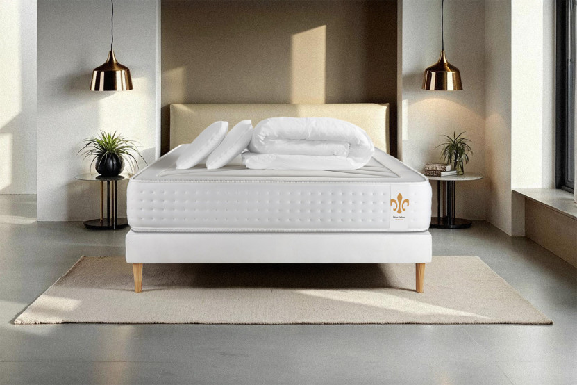 Pack lit complet 140x190 cm - Matelas + Sommier Blanc + 2 oreillers + Couette - Vingt-Quatre