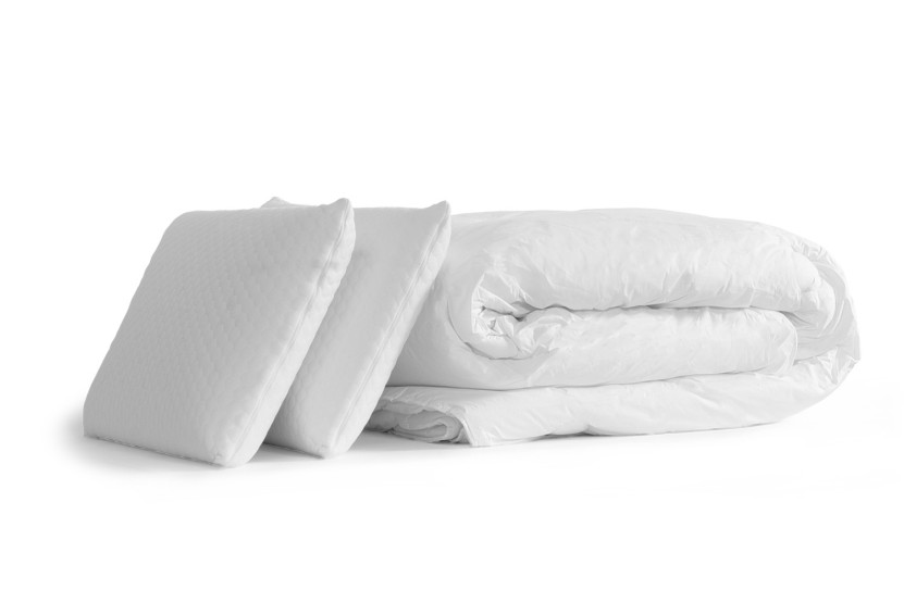 Pack lit complet 200x200 cm - Matelas + 2 Sommiers Blancs + 2 oreillers + Couette - Vingt-Huit